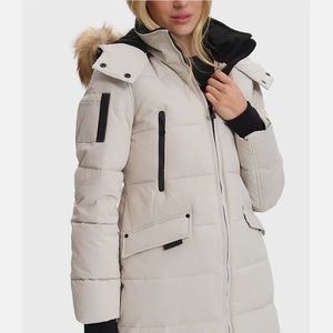 Women’s Noize Addie parka size medium